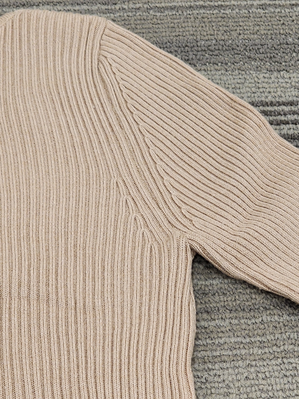 Dynamite Tan Ribbed V-Neck Button Cardigan - Picture 7 of 10